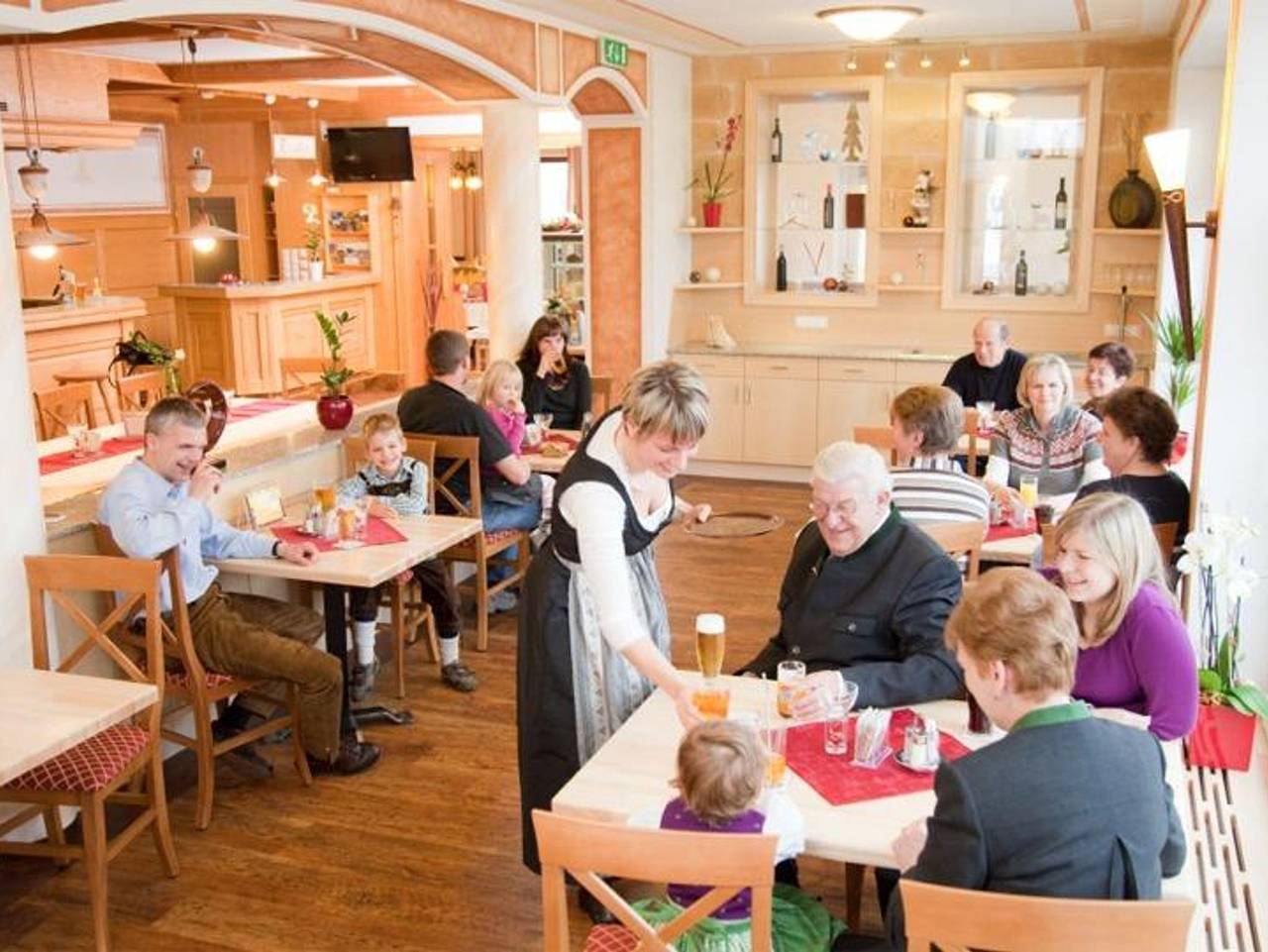 Frühstückspension Lex - Doppelzimmer (3 Bett) in Gemeinde Stubenberg, Steirerland