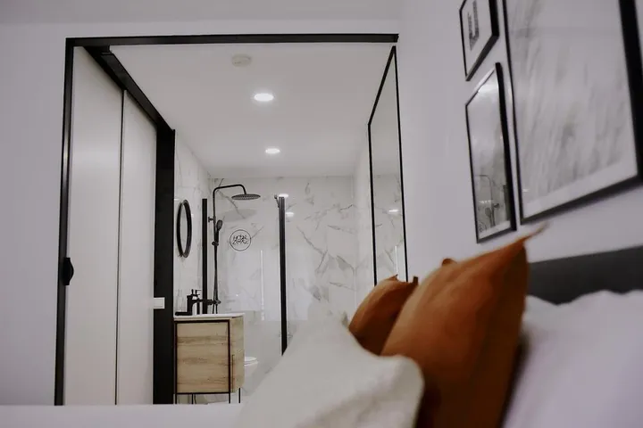 Maison d’hôte pour 2 personnes, avec balcon - 1