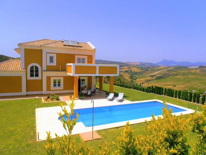 Villa para 9 personas, con Balcón y Terraza además de Jardín y Vistas en Manilva