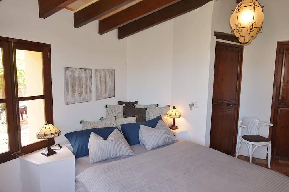 Erholung in mediterranem Garten am großen privaten Pool -Reduzierte Maipreise ! in S'Arracó, Andratx