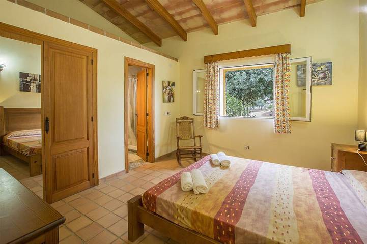 Finca für 6 Personen, mit Terrasse und Garten in Campos - 2