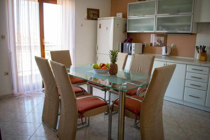 Villa pour 6 personnes, avec Balcon et Terrasse ainsi que Jardin et Vue à Lovran - 4