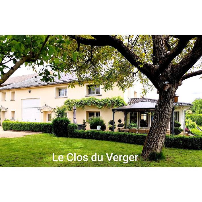 Chambre d’hôte pour 2 personnes, avec Terrasse ainsi que Jardin et Vue