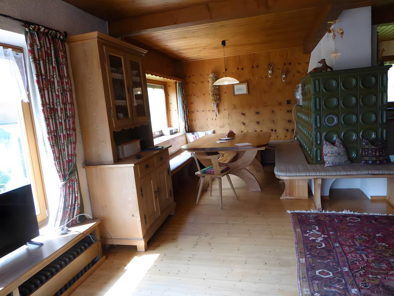 Ferienhaus 'Am Bach' mit Bergblick, privater Terrasse und Wi-Fi in Suedlicher Schwarzwald, Wieden