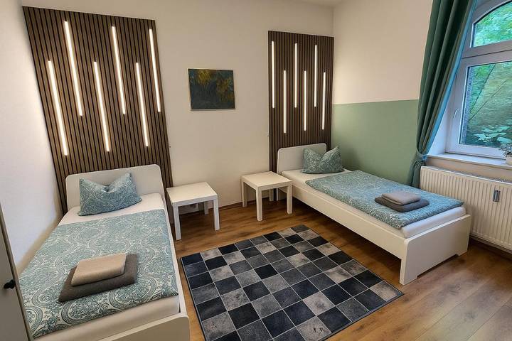 Ferienwohnung für 7 Personen, mit Garten in Altena