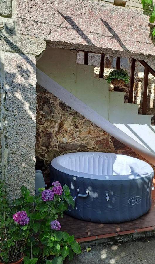 O Meixal, casa rural con piscina y asador in Porriño, Provincia de Pontevedra