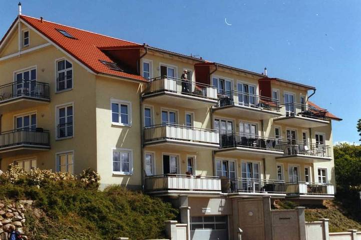 Ferienhaus für 4 Personen, mit Balkon und Pool sowie Sauna