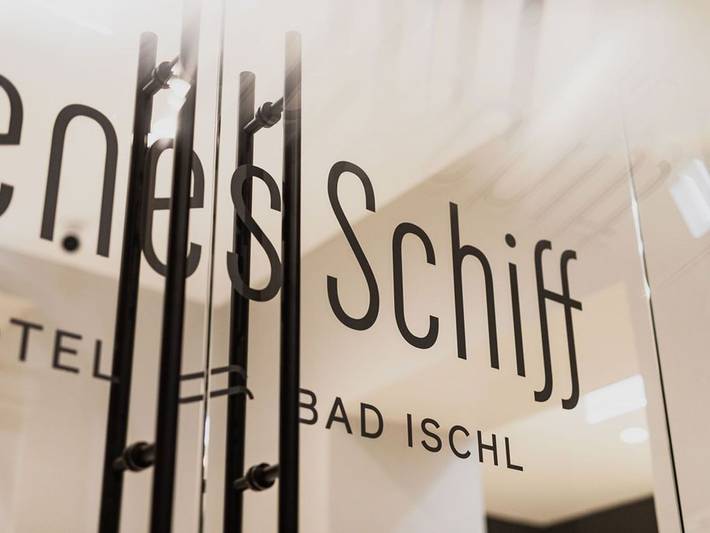 Hotel, mit Whirlpool und Garten in Bad Ischl