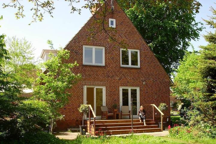 Ferienhaus für 8 Personen, mit Garten und Terrasse