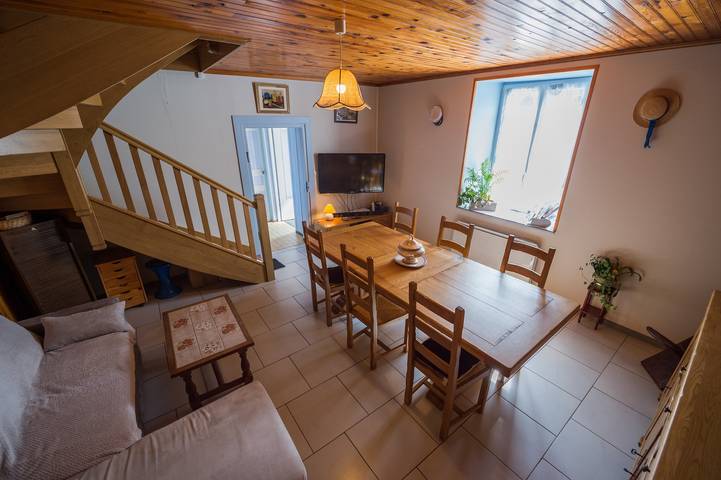 Chambre « Champagne » avec jardin partagé et Wi-Fi in Rizaucourt-Buchey, Haute-Marne