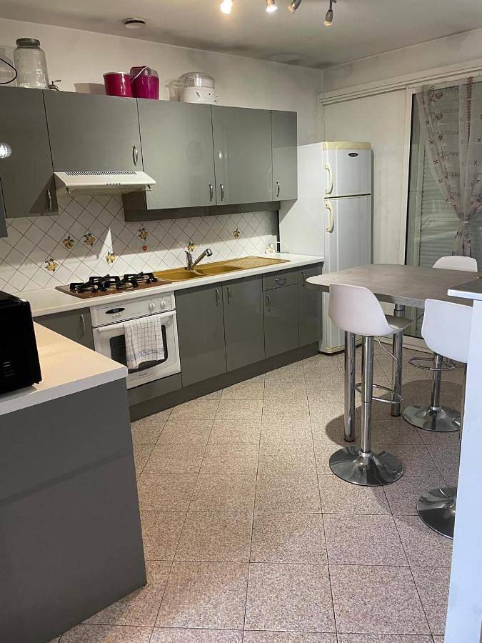 Location de vacances pour 4 personnes, avec jardin et terrasse à Mions - 2