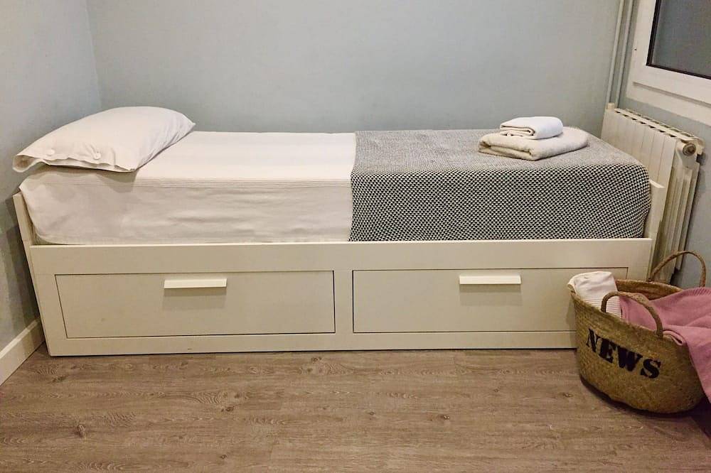 Geheel appartement, Decemberaanbieding - bekijk de prijs !!! in La Salut, Barcelona