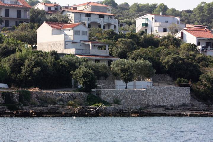 Ganze Wohnung, Studio Appartement am Strand Necujam, Solta As-5182-a in Necujam, Solta