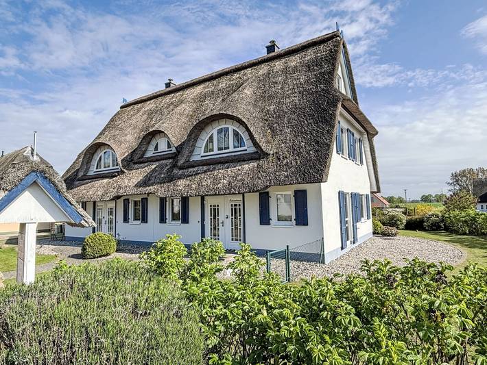 Ferienhaus für 8 Personen, mit Terrasse und Garten sowie Sauna in Rerik