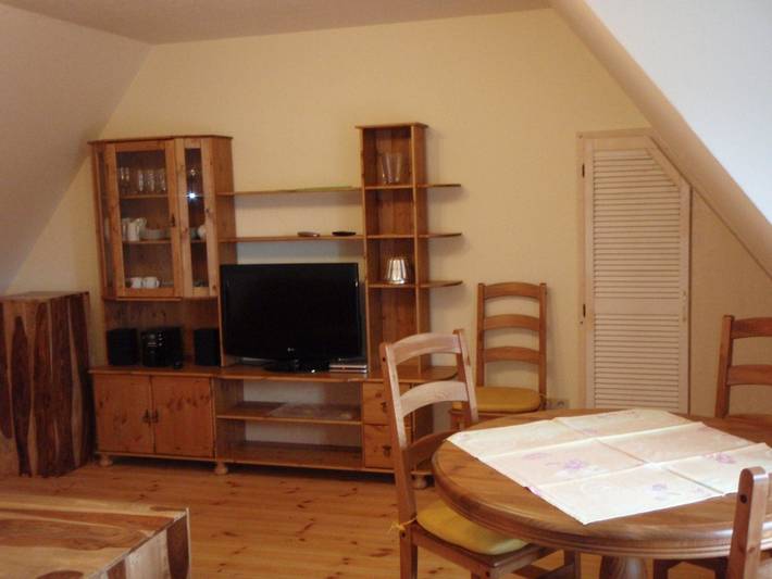 Ferienwohnung für 3 Personen, mit Terrasse und Garten in Winnemark