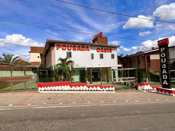 Pousadas para 7 pessoas, com piscina e vista, com animais de estimação em Feira de Santana