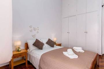 Apartment for 4 People in Kassiopi, Corfu, Photo 2