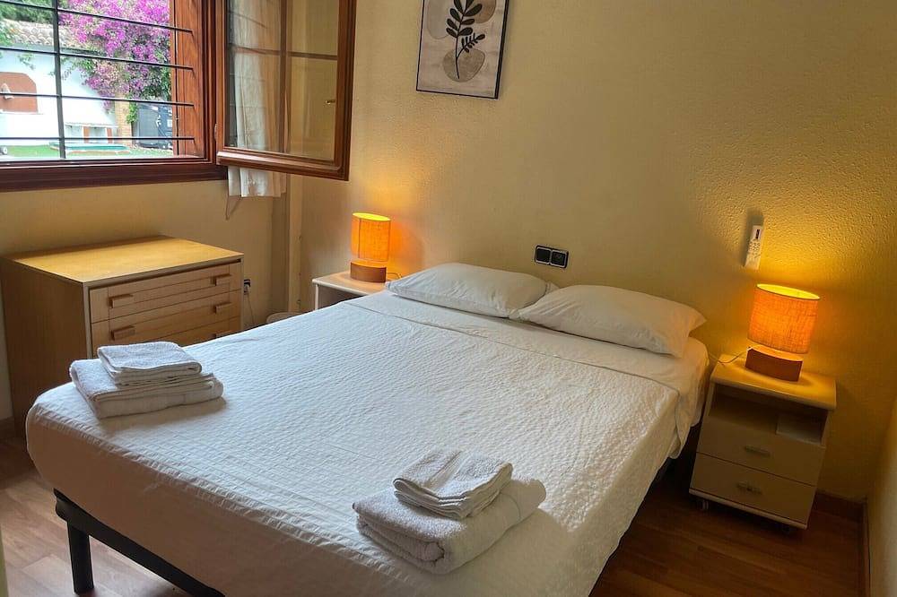 Villa aislada de lujo independiente con piscina privada. Duerme 9- cerca del mar in Alicante, Costa Blanca