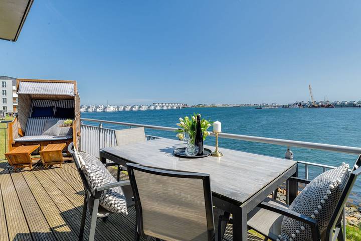 Ferienhaus mit Meerblick für 4 Personen, mit Sauna und Garten sowie Whirlpool in Schlei