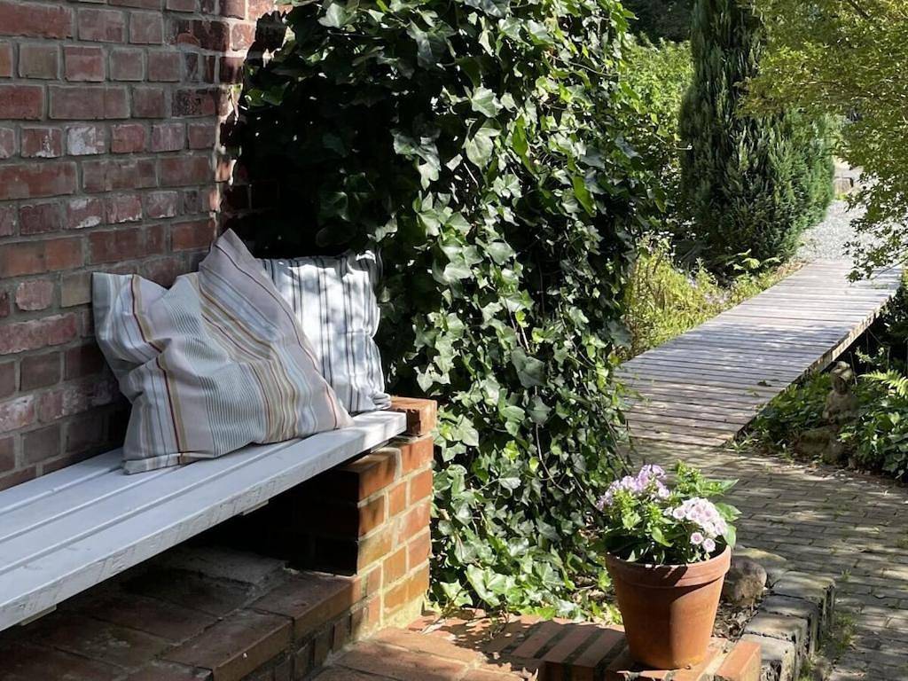 Holiday home in Hemmoor with swimming pool in Hemmoor, Cuxland