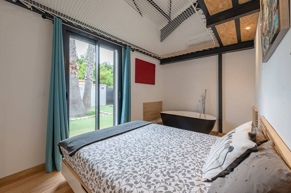 Hermoso Loft con piscina privada - 5 min. playas - 12 personas in Bompas, Côte d'Améthyste