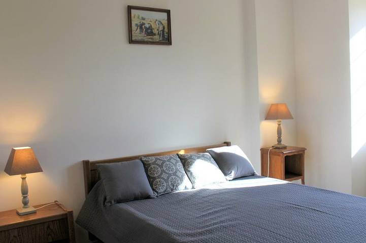 Gîte pour 7 personnes, avec jardin à Tamniès - 3