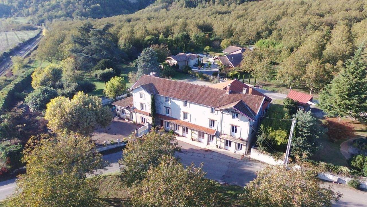 Chambres d´Hôtes Le Cèdre Bleu in Saint-Lattier, Isère