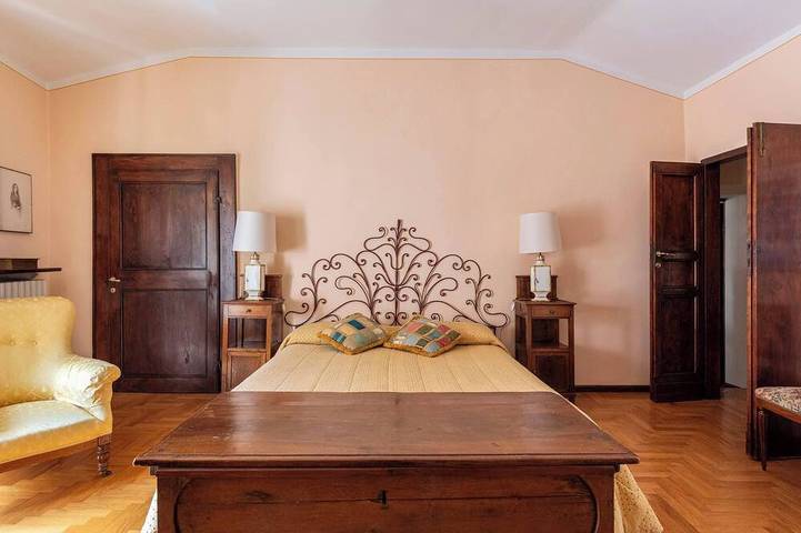 Appartement entier, Grand Apt Au Dernier Étage A Spoleto Centre Calme Et Confortable Avec Tous in Spoleto, Province de Pérouse