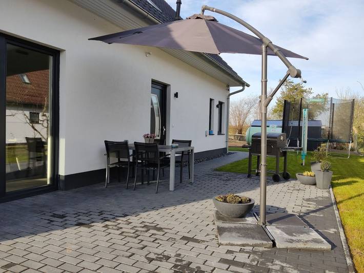 Ferienwohnung für 4 Personen, mit Terrasse und Garten in Gingst - 2