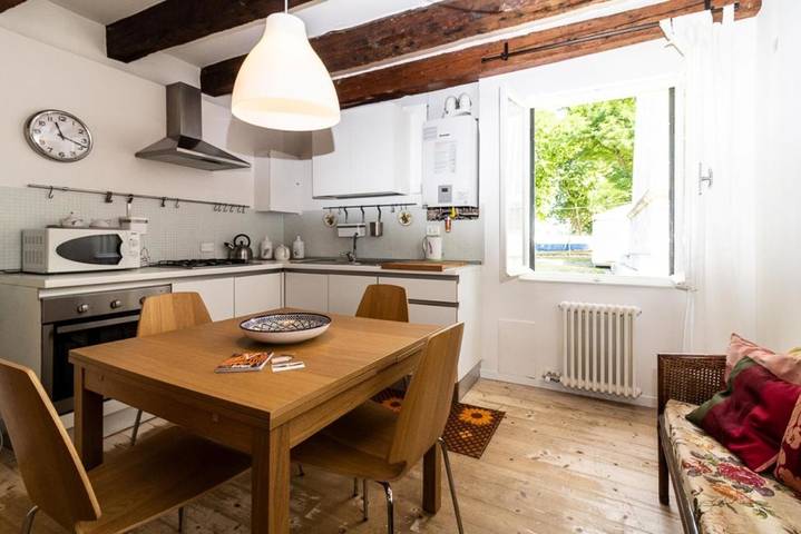 Gîte pour 5 personnes, avec Terrasse dans Basilica Of San Pietro Di Castello