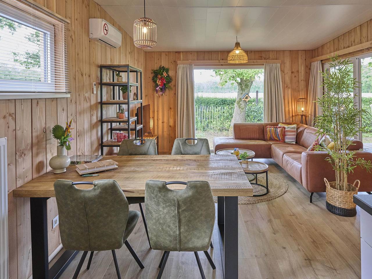 Schönes Chalet im Park mit vielen Einrichtungen in Bocholt (Belgien), Limburg (Belgien)