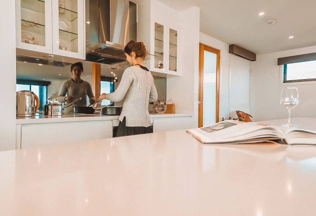 The Gallery Bass Dreaming - Absolute Ocean Views - Free Wifi in Skenes Creek, Colac Otway Shire