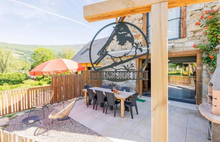 Gîte pour 8 personnes, avec terrasse, animaux acceptés à Aucun - 2