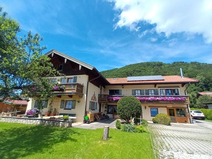 Ganze Ferienwohnung, Beim Radl-Sepp inkl. Chiemgaukarte - Ferienwohnung Unternberg 54qm, Balkon, Kochnische, 2 Schlafzimmer, 1 Wohnzimmer in Ruhpolding, Bayerische Alpen