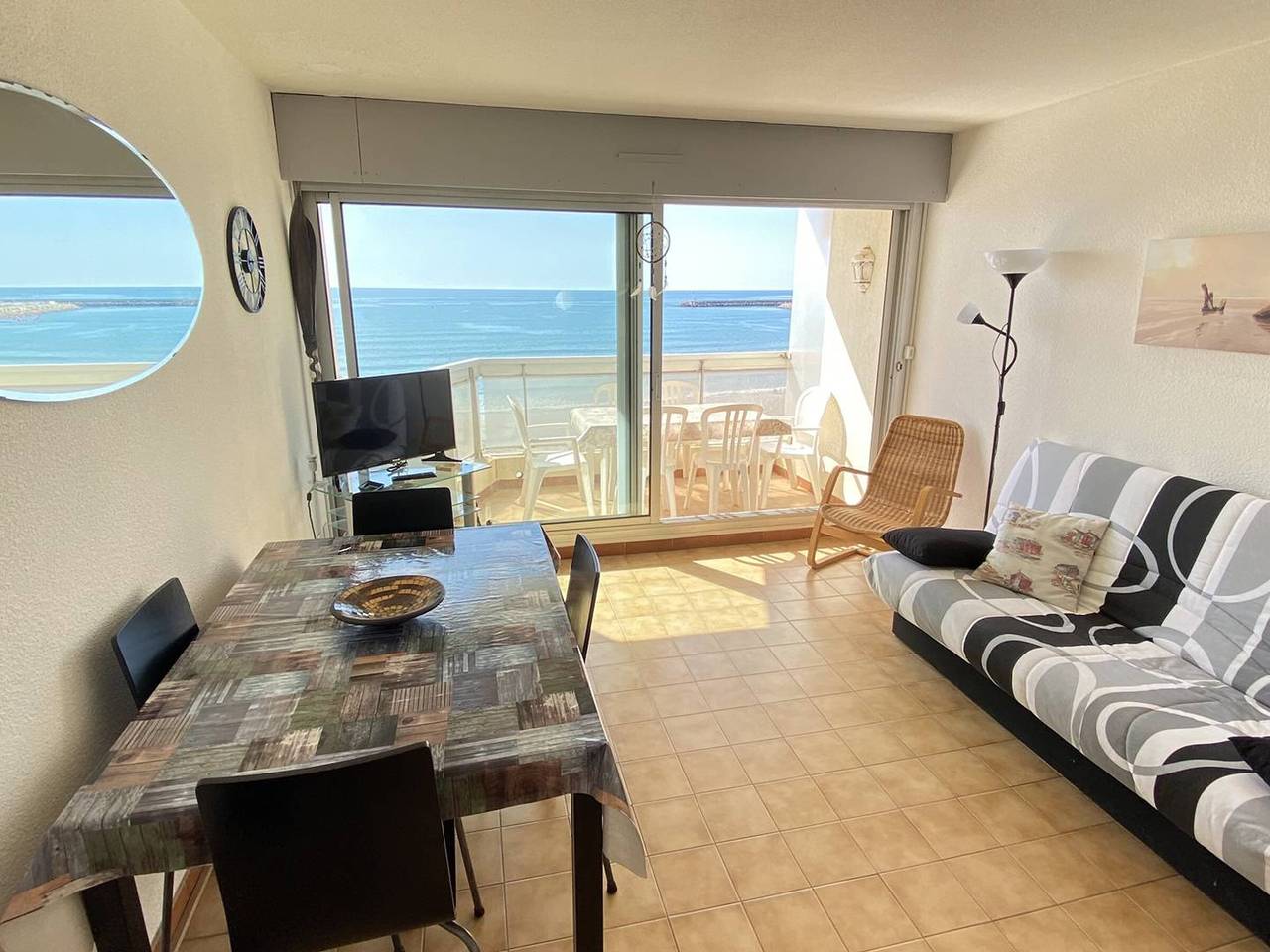 Apartamento entero, Palavas Rive Izquierda: T2 Cabina Frente al Mar con Balcón y Cocina equipada in Palavas-les-Flots, Côte d'Améthyste