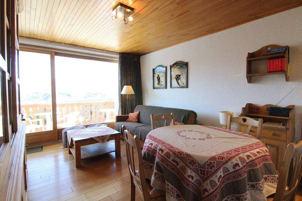 Studio entier, Résidence le Concorde - Studio coin montagne 5 personnes (C2) in Huez, Parc national des Écrins