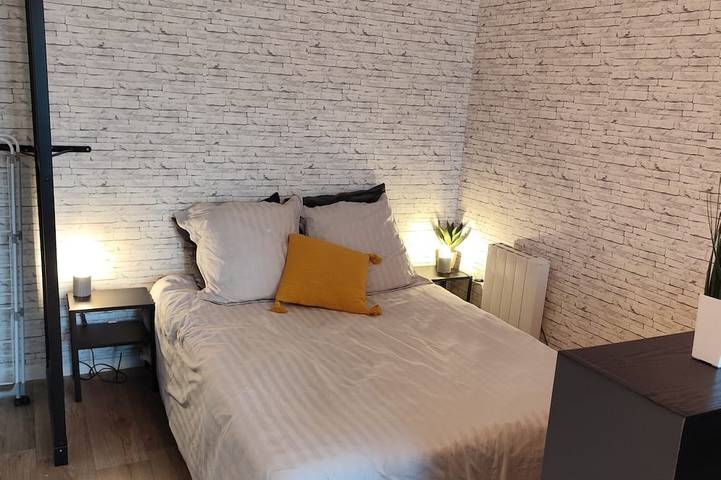 Gîte pour 2 personnes, avec terrasse à Élancourt - 2