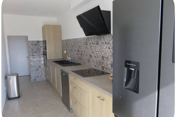 Gîte pour 16 personnes à Laval-Pradel - 4