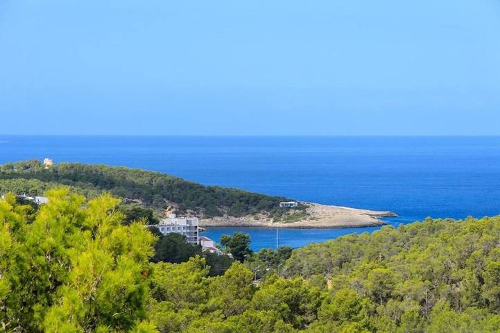 Location de vacances pour 8 personnes, avec jardin ainsi que piscine et vue dans Portinatx - 4