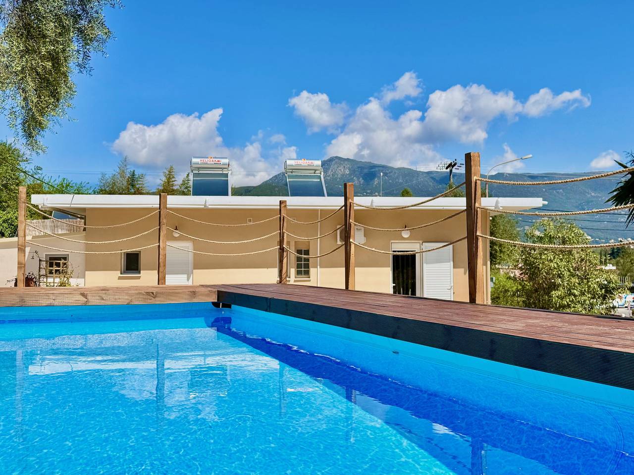 Βίλα για 10 άτομα με μπαλκόνι in Δασσιά, Κέρκυρα