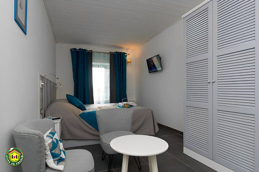 Au Dessus de Parady - Chambre La rigole in Gillonnay, Région de Vienne