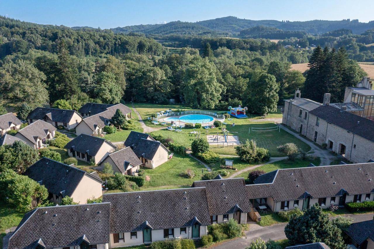 Vvf Château sur la Vienne Lac de Vassivière in Nedde, Région de Limoges