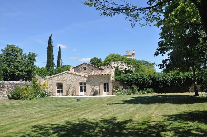 Location de vacances pour 8 personnes, avec vue ainsi que piscine et jardin à Cléon-d'Andran - 2