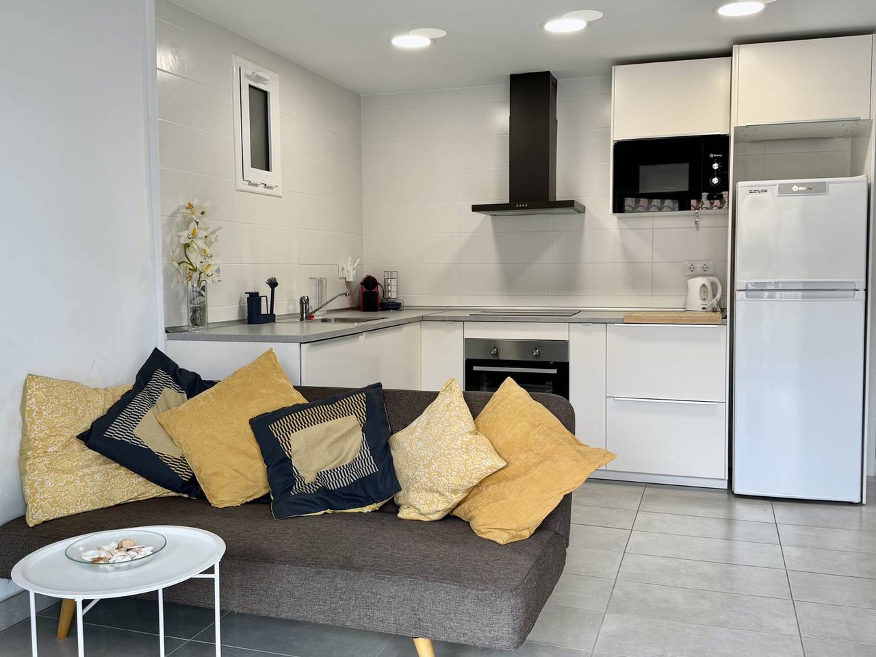Ganze Wohnung, Charmantes Ferienwohnung in L'Escala für 5 Pers. mit Terrasse, Meerblick und moderner Küche in l'Escala, Oberampurien