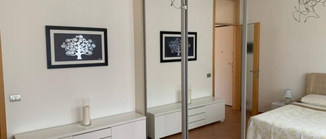 Apartamento inteiro, Apartamento 'Lampone' com Vista para a Montanha, Terraço Privado e Wi-Fi in Cantello, Varese (província)