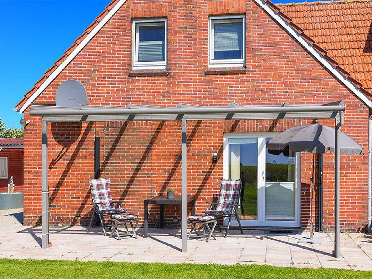 Ganze Ferienwohnung, Haus Deichblick - Ferienwohnung West in Ostbense, Neuharlingersiel