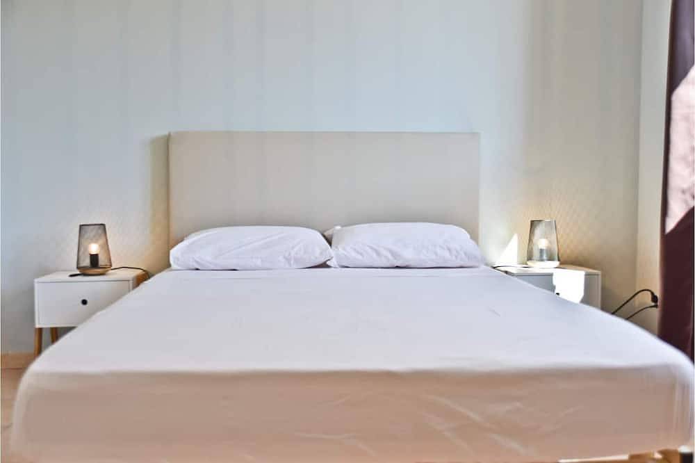 Sunny location near the sea in Farinole, Calvi region