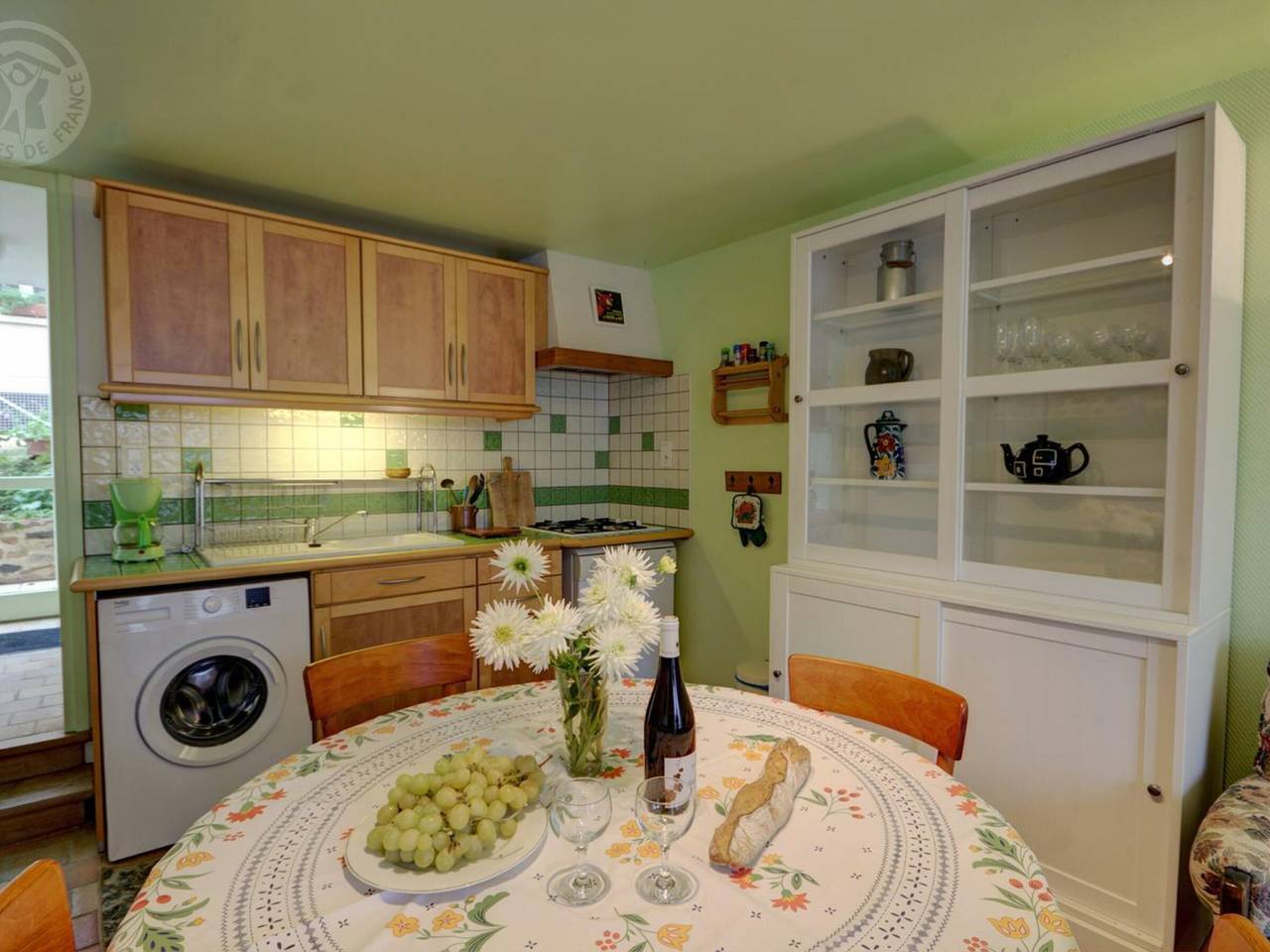 Gîte rénové à Montagny, terrasse, parking in Montagny (Loire), Région de Roanne