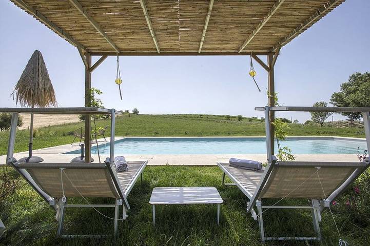 Agriturismo per 10 persone, con giardino in Manciano