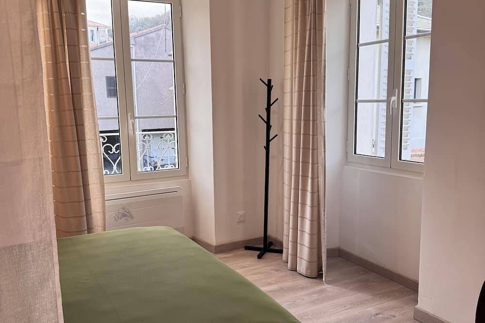 Appartement entier, Appartement au cœur du village in Murato, Région de Calvi